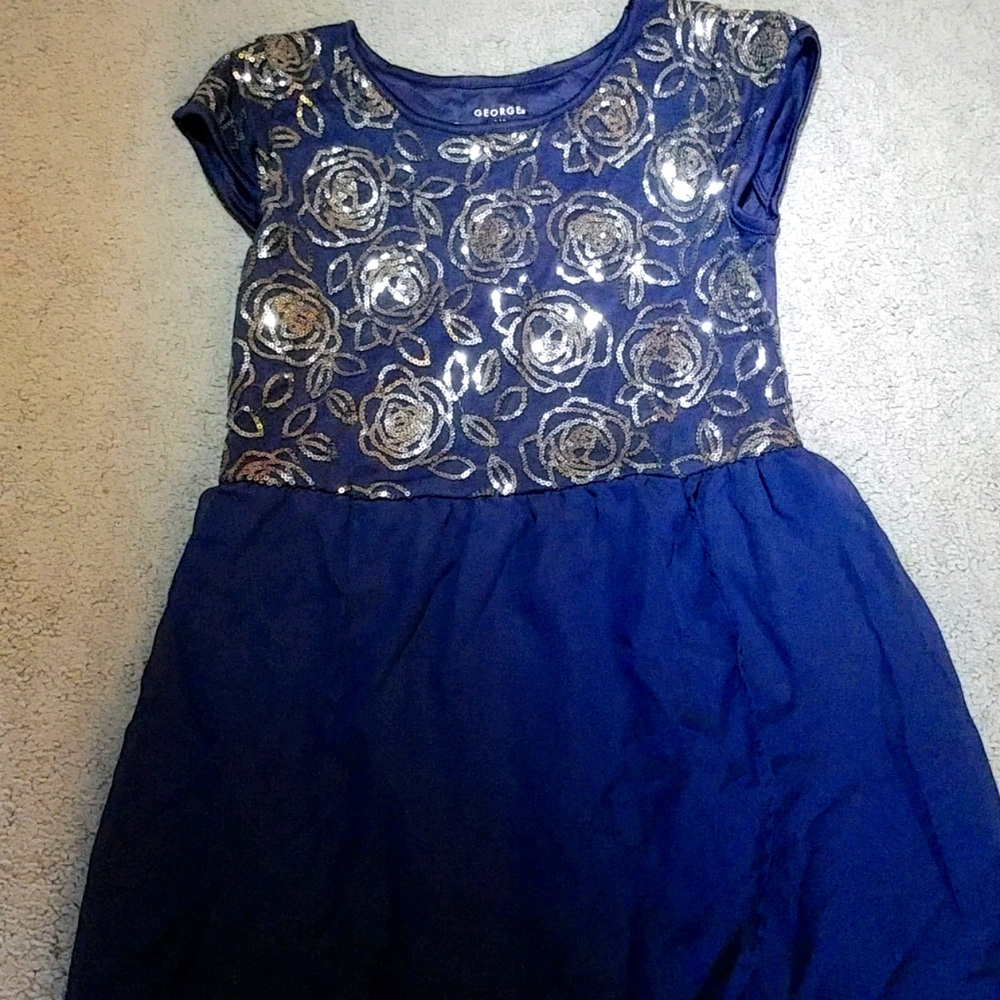 Girls dress